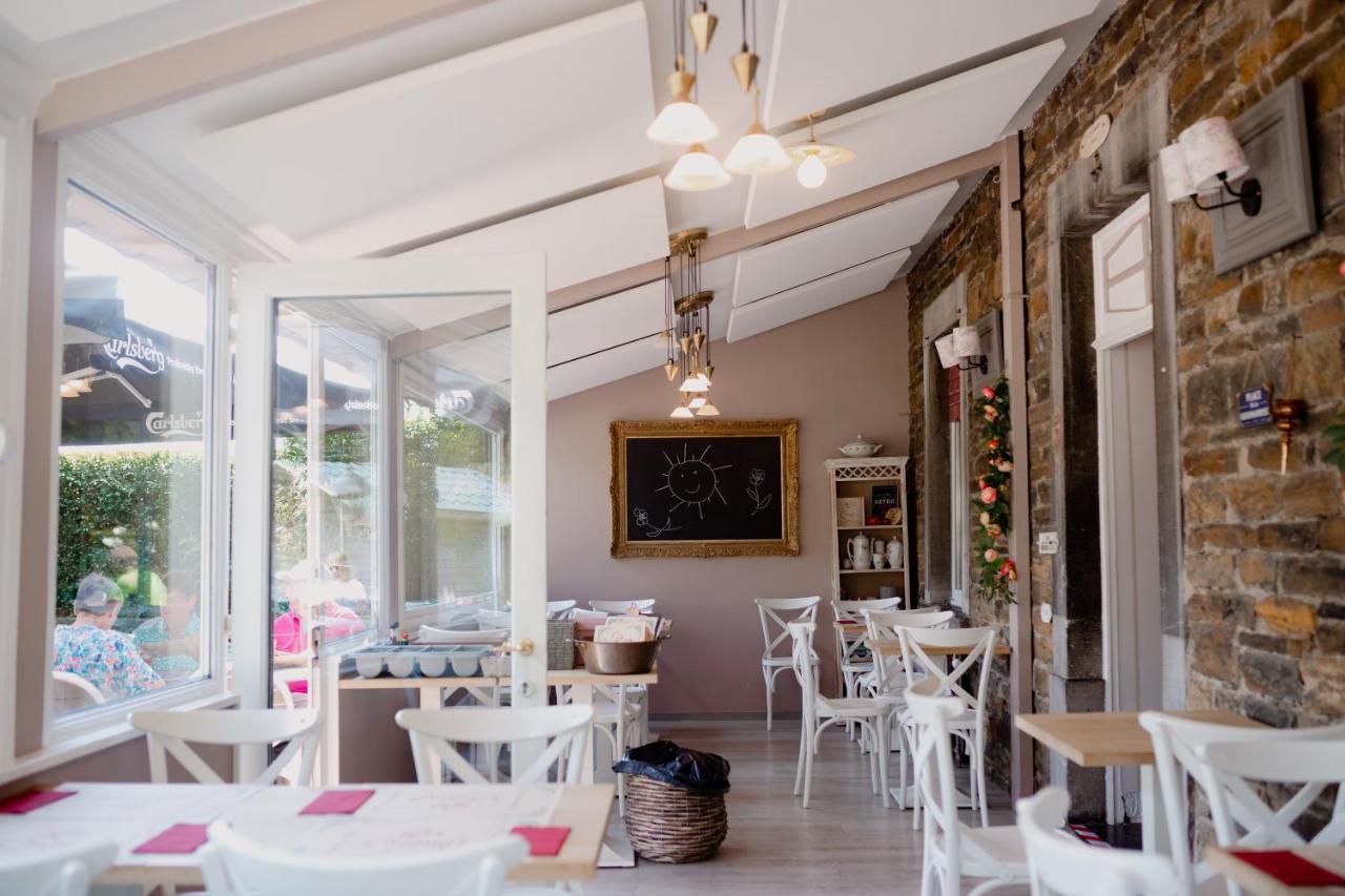 Apartmán Logis Le P'Tit Rouillon Au Rythme De La Meuse Annevoie-Rouillon Exteriér fotografie